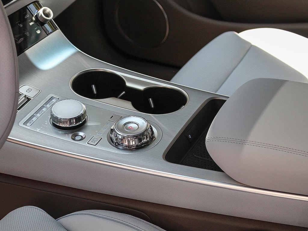 2026 Genesis Electrified GV70 Advanced photo 16