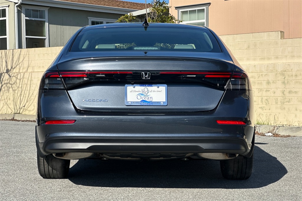 2025 Honda Accord SE photo 5