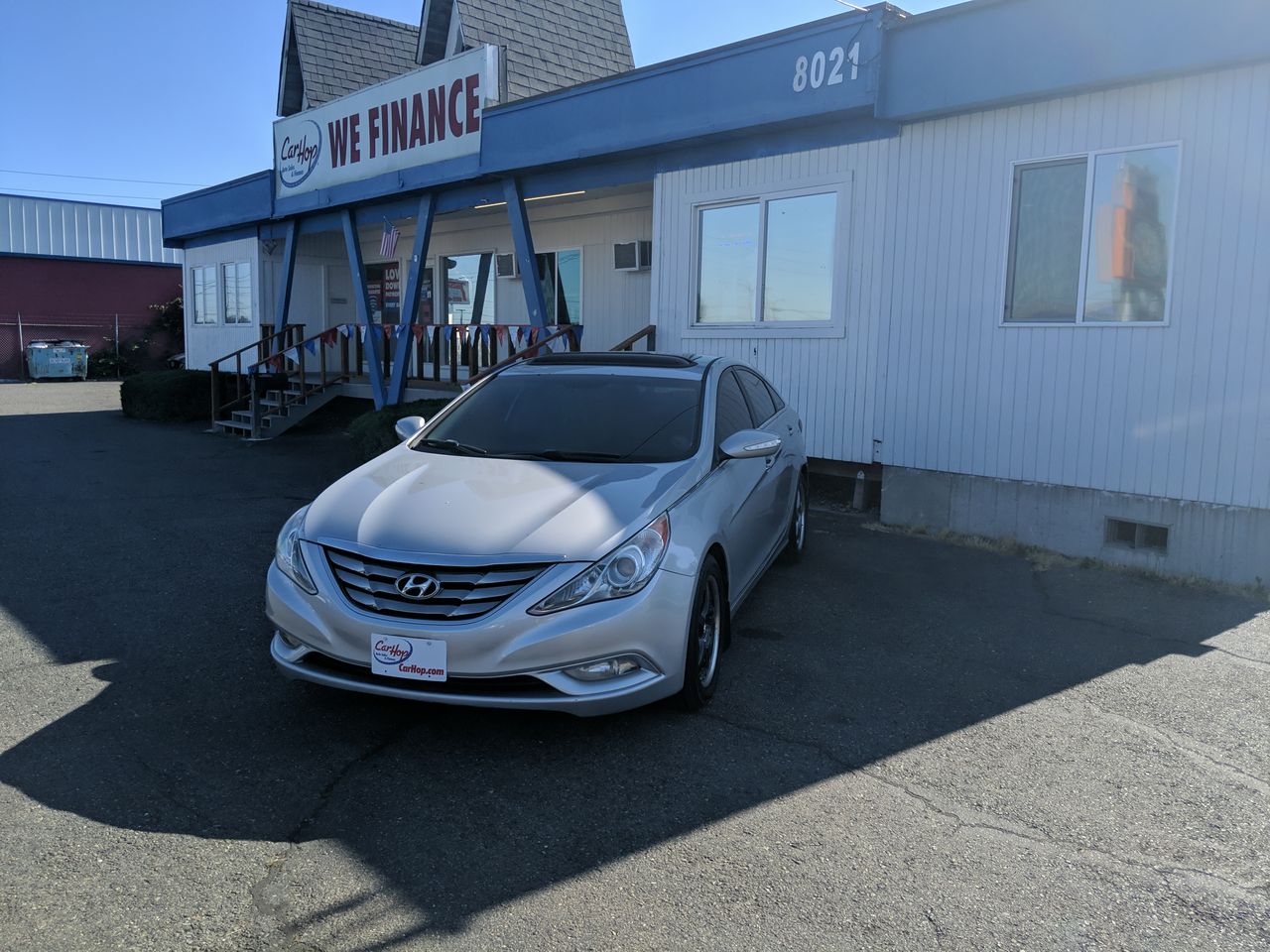 Used 2011 Silver Hyundai LIMITED image 1