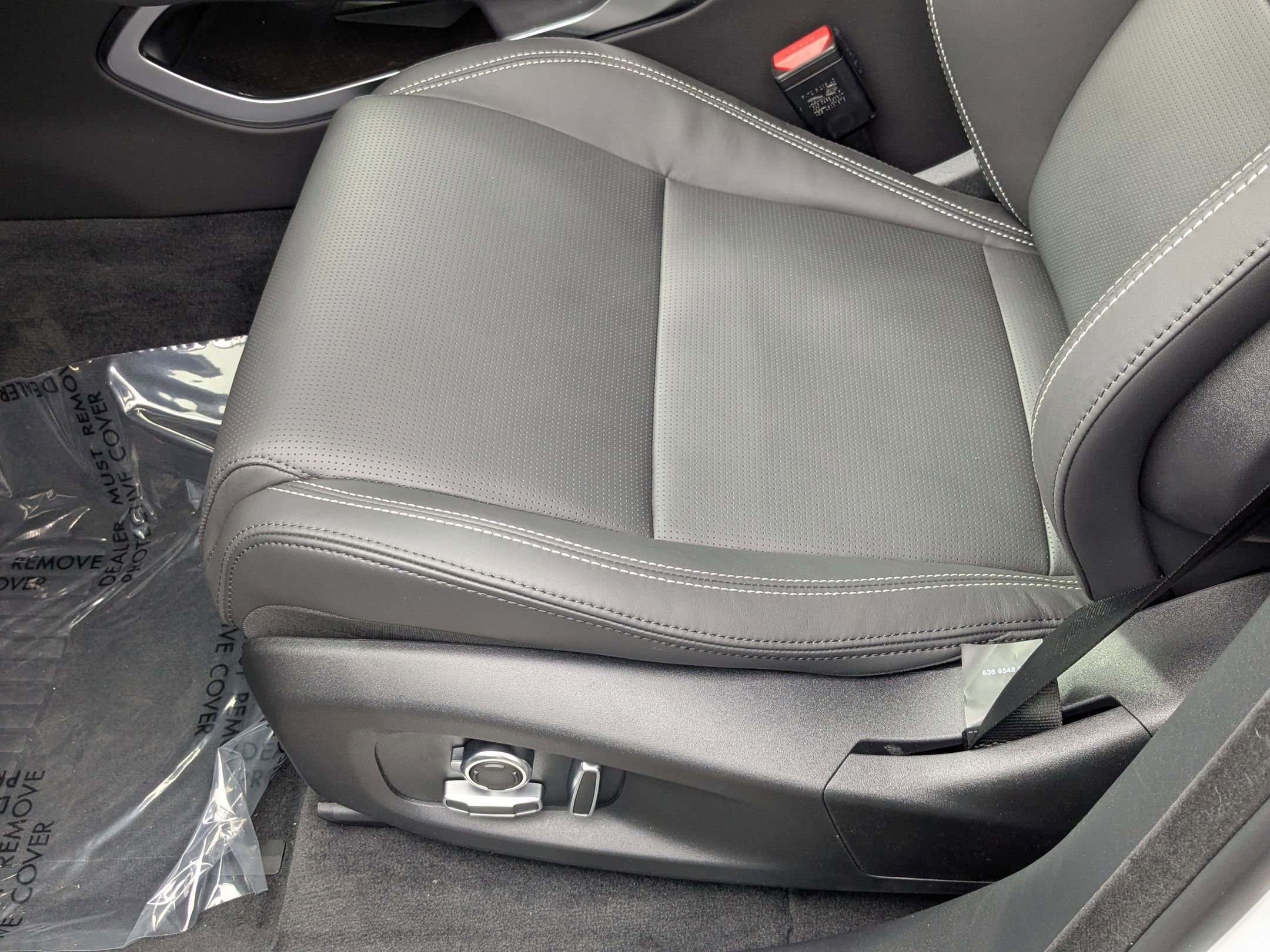 2026 Jaguar F-PACE P250 R-Dynamic S photo 4