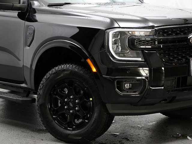 2025 Ford Ranger XLT photo 3