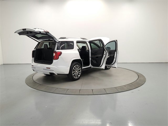 2023 Gmc Acadia Denali photo 12