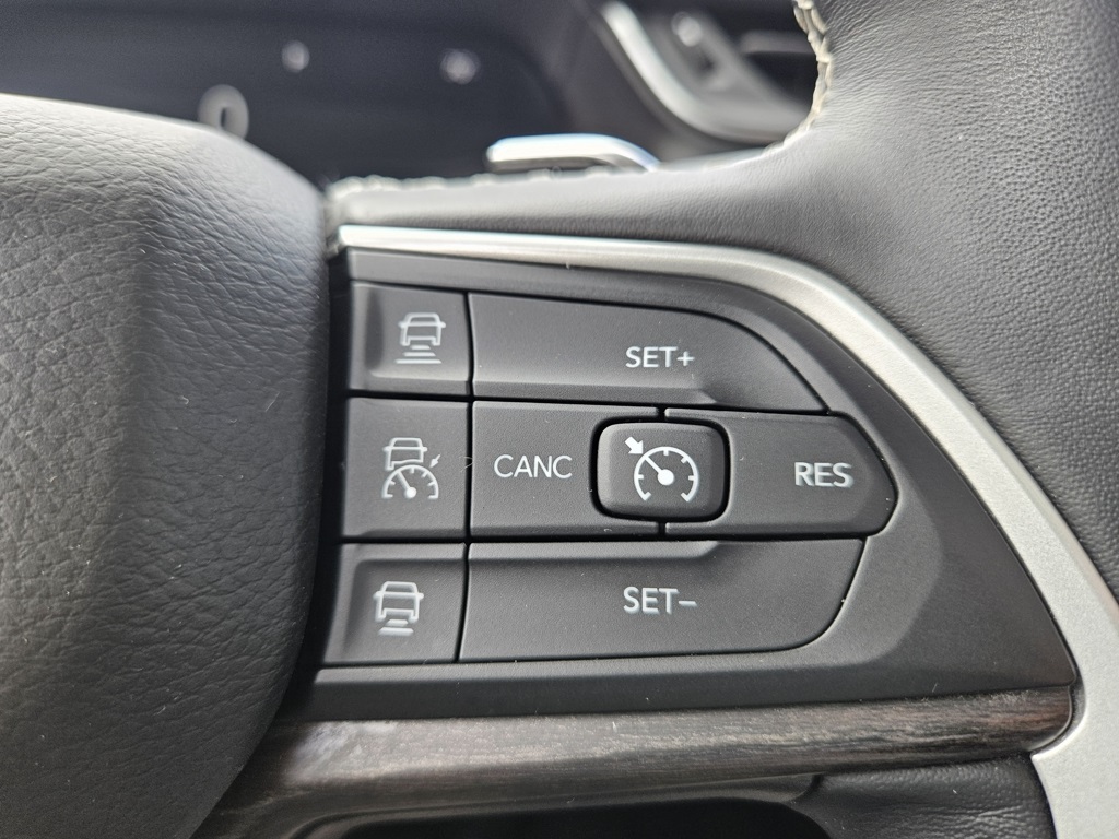 2021 Jeep Grand Cherokee Limited photo 23