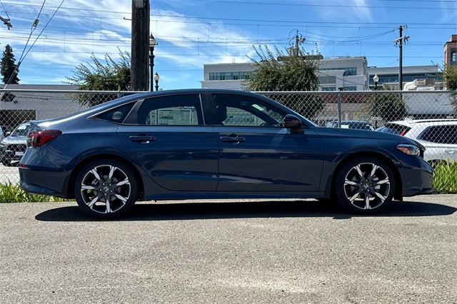 2026 Honda Civic Hybrid Sport Touring photo 4