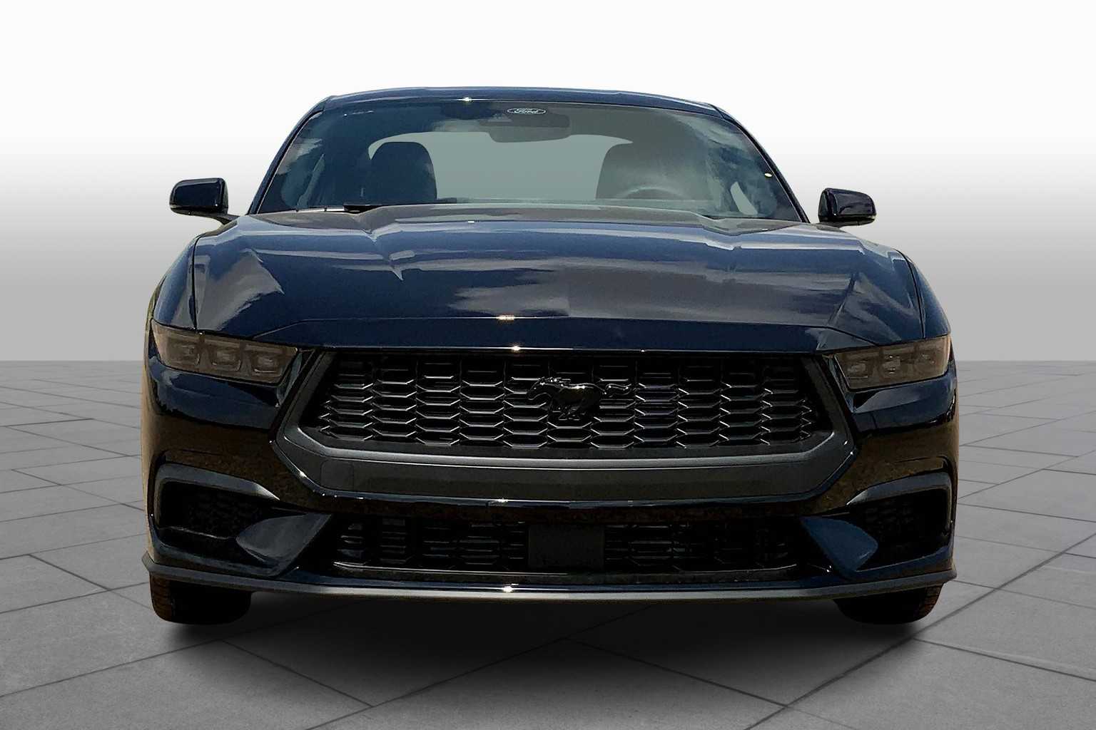 2025 Ford Mustang EcoBoost Premium photo 3