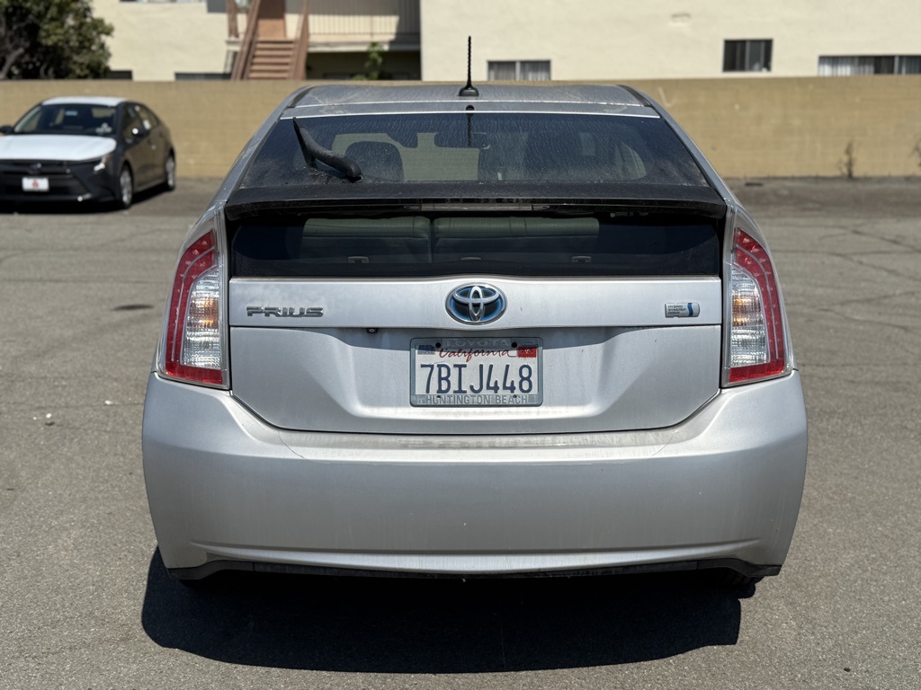 2013 Toyota Prius Three photo 5