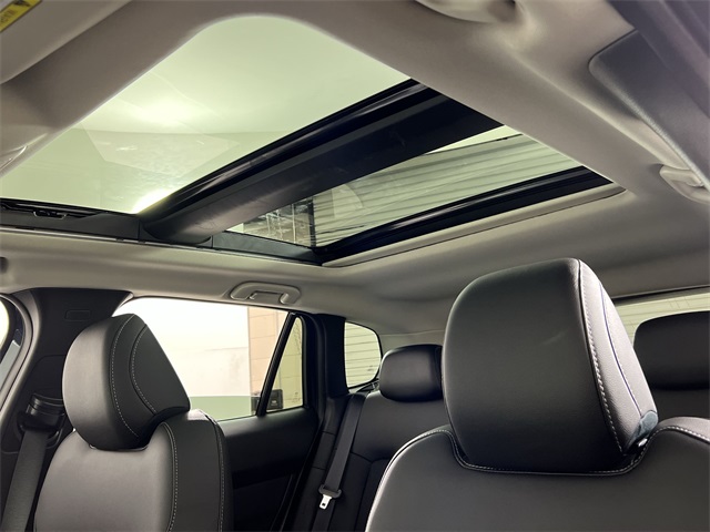 2025 Mazda CX-50 Premium photo 13
