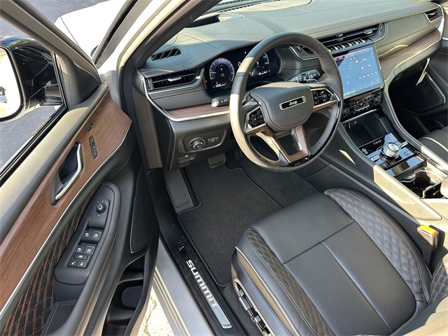 2025 Jeep Grand Cherokee L Summit photo 32