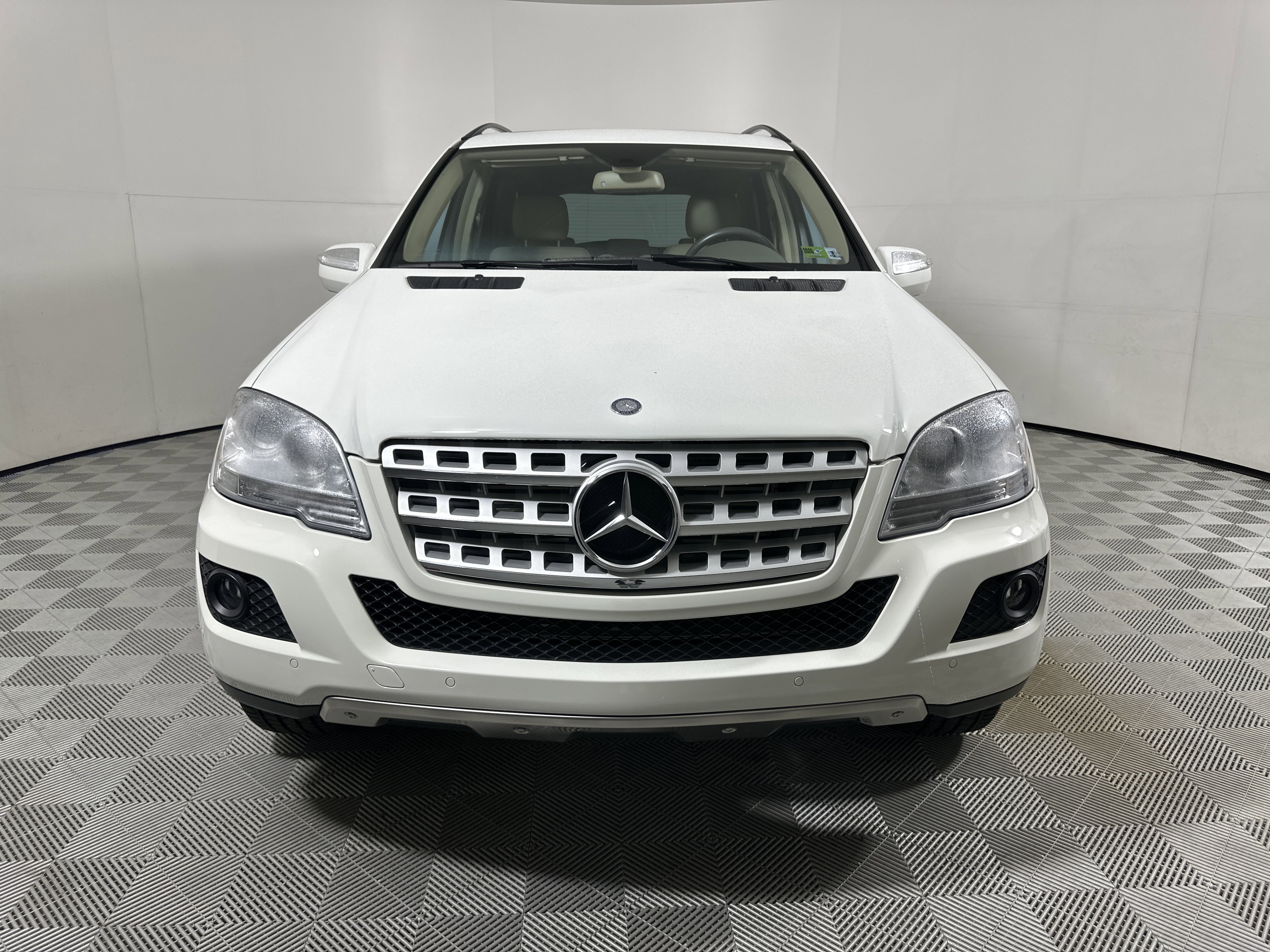 Used 2009 Mercedes-Benz M-Class ML320 with VIN 4JGBB25EX9A519806 for sale in Parkersburg, WV