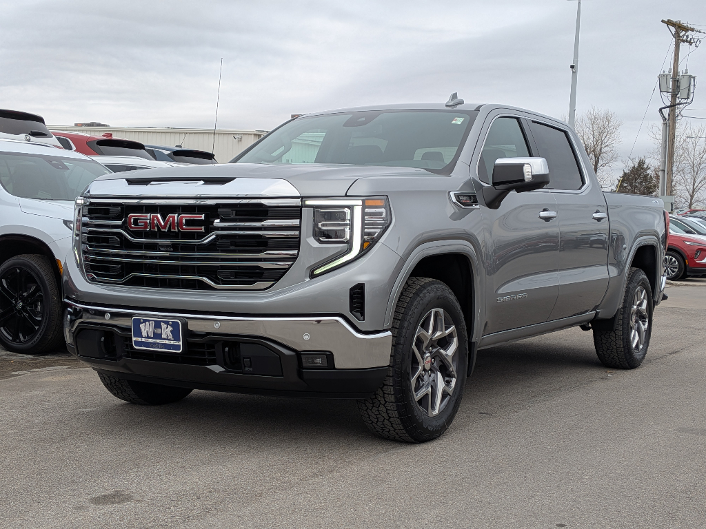 2026 GMC Sierra 1500 SLT's photo