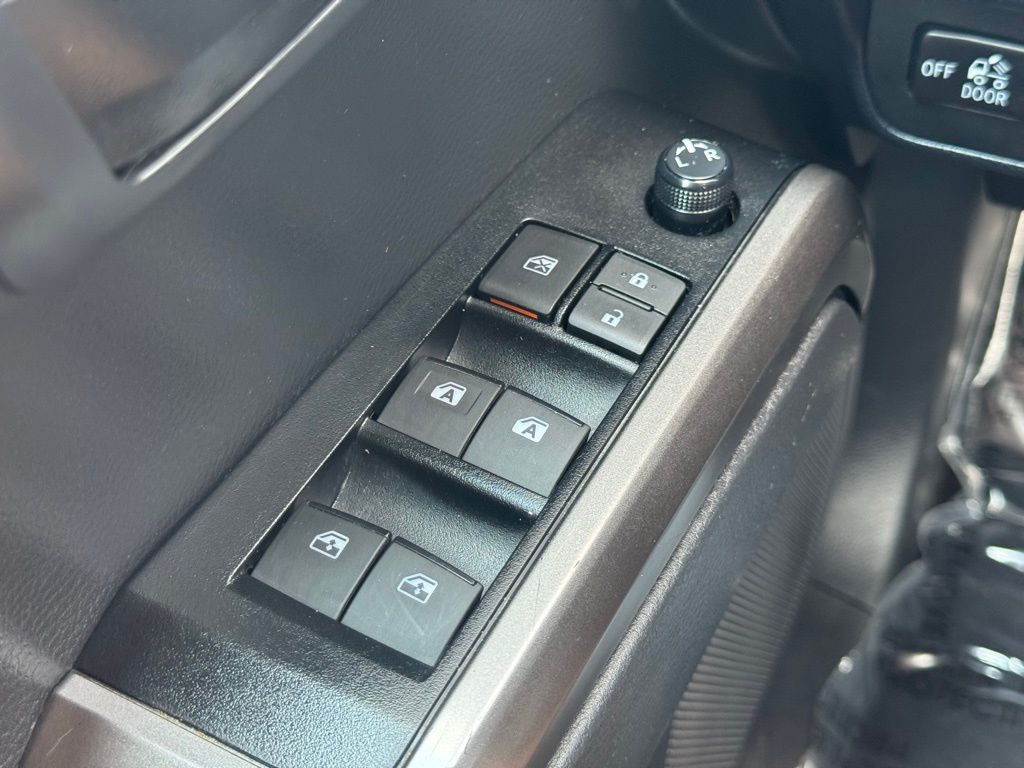 2023 Toyota Tacoma 4x4 TRD Off-Road photo 26
