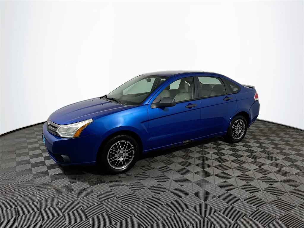 Used 2010 Ford Focus SE with VIN 1FAHP3FN7AW208707 for sale in Chippewa Falls, WI