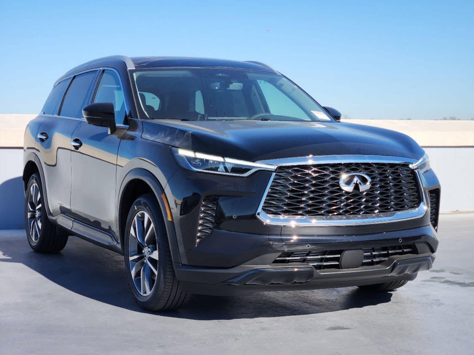 2025 Infiniti QX60 Luxe photo 2