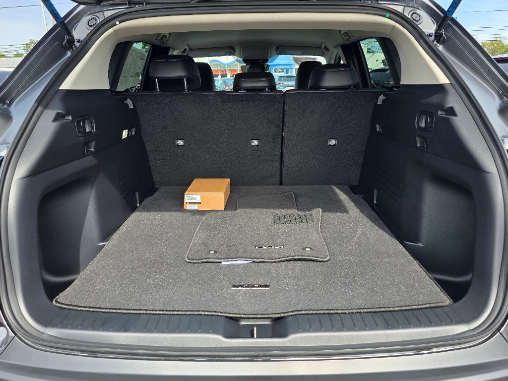 2025 Mazda CX-50 2.5 Select photo 3