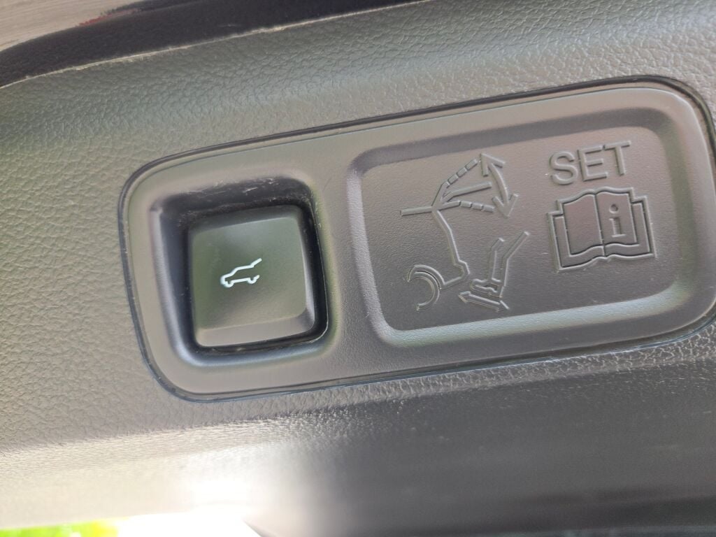 2023 Ford Expedition Platinum photo 19