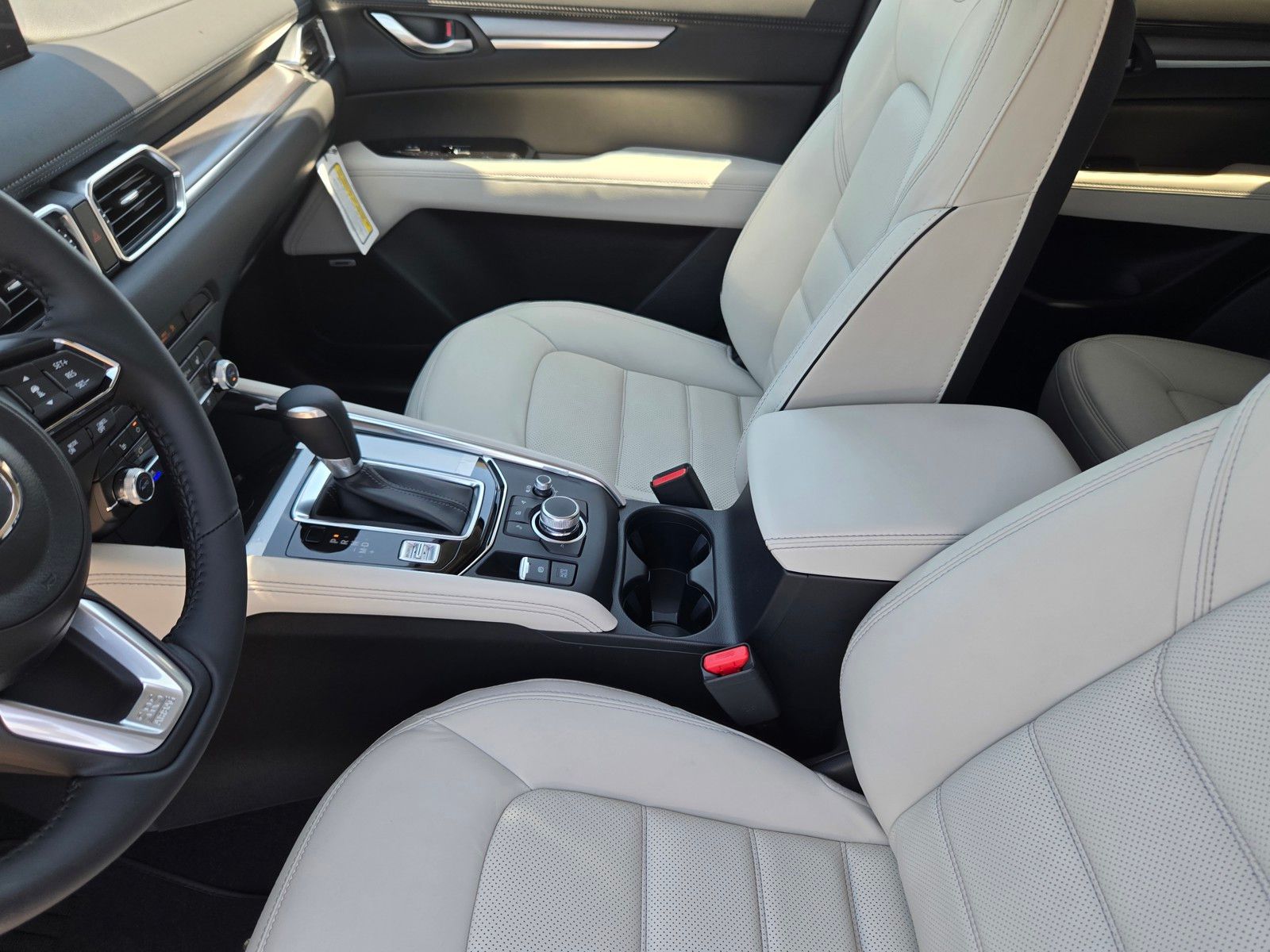 2025 Mazda CX-5 2.5 Premium Plus photo 9