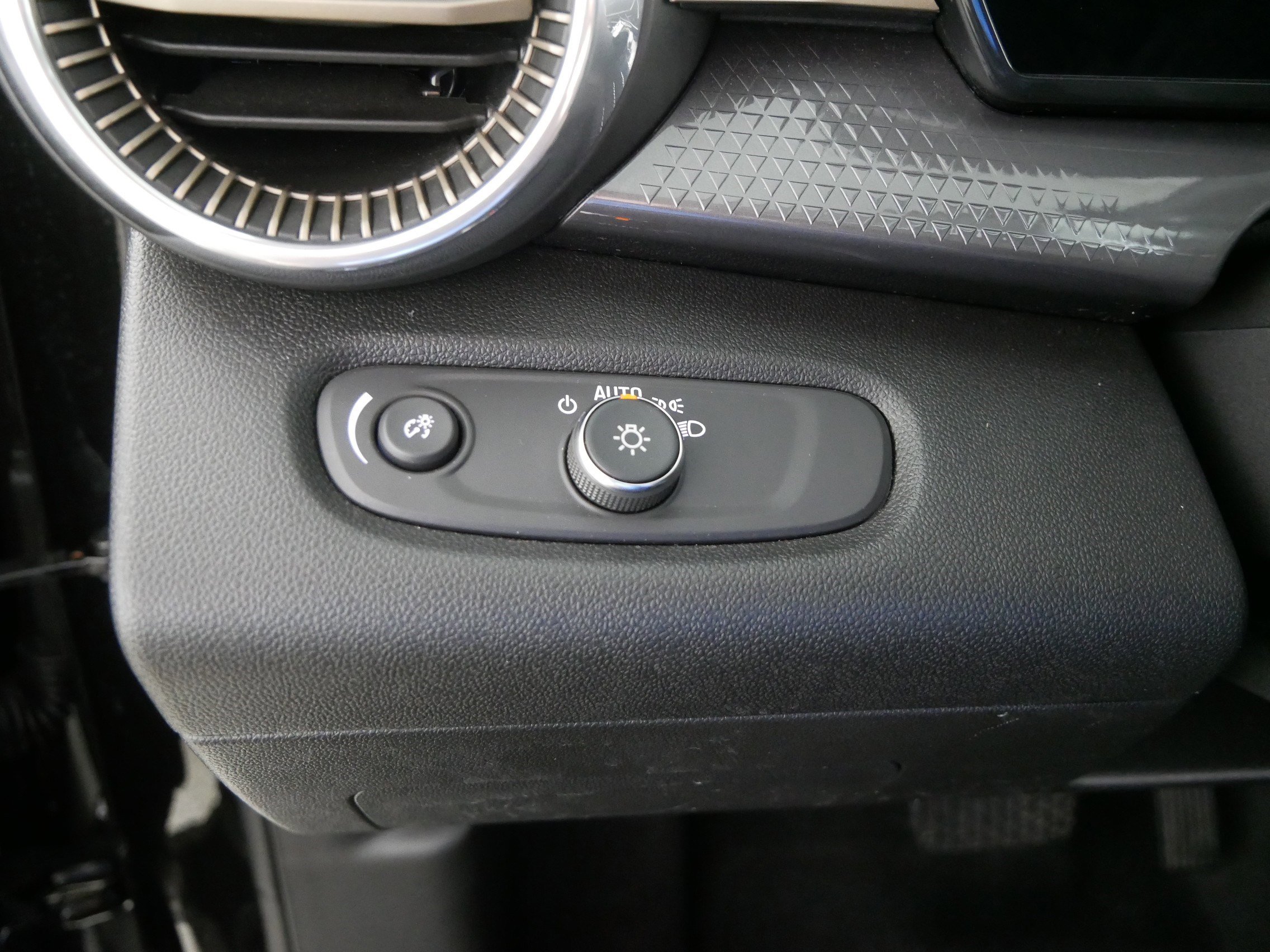 2024 Chevrolet Trax ACTIV photo 24