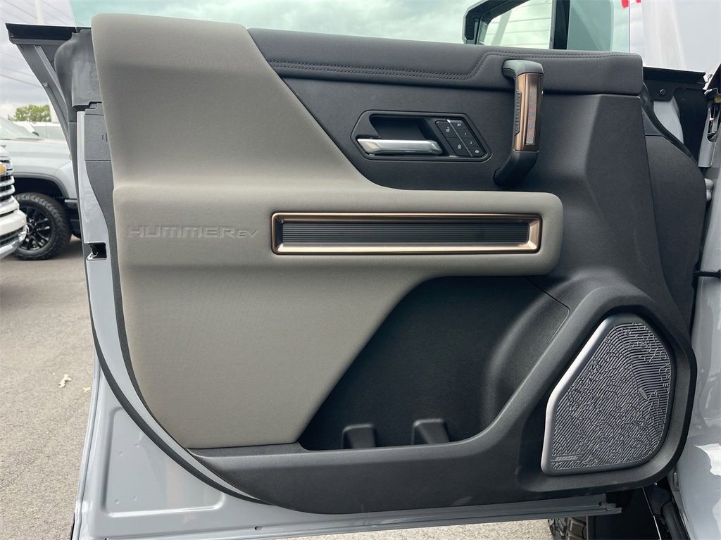 2025 Gmc Hummer EV Pickup photo 29