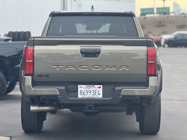 2025 Toyota Tacoma TRD 4x4 photo 5