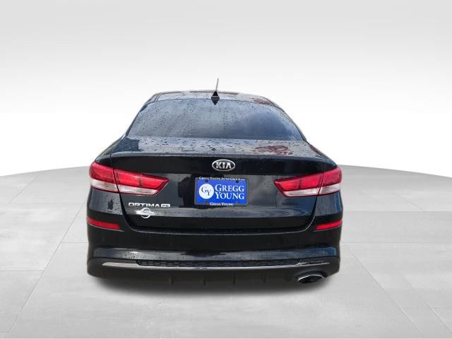 2020 Kia Optima LX photo 2