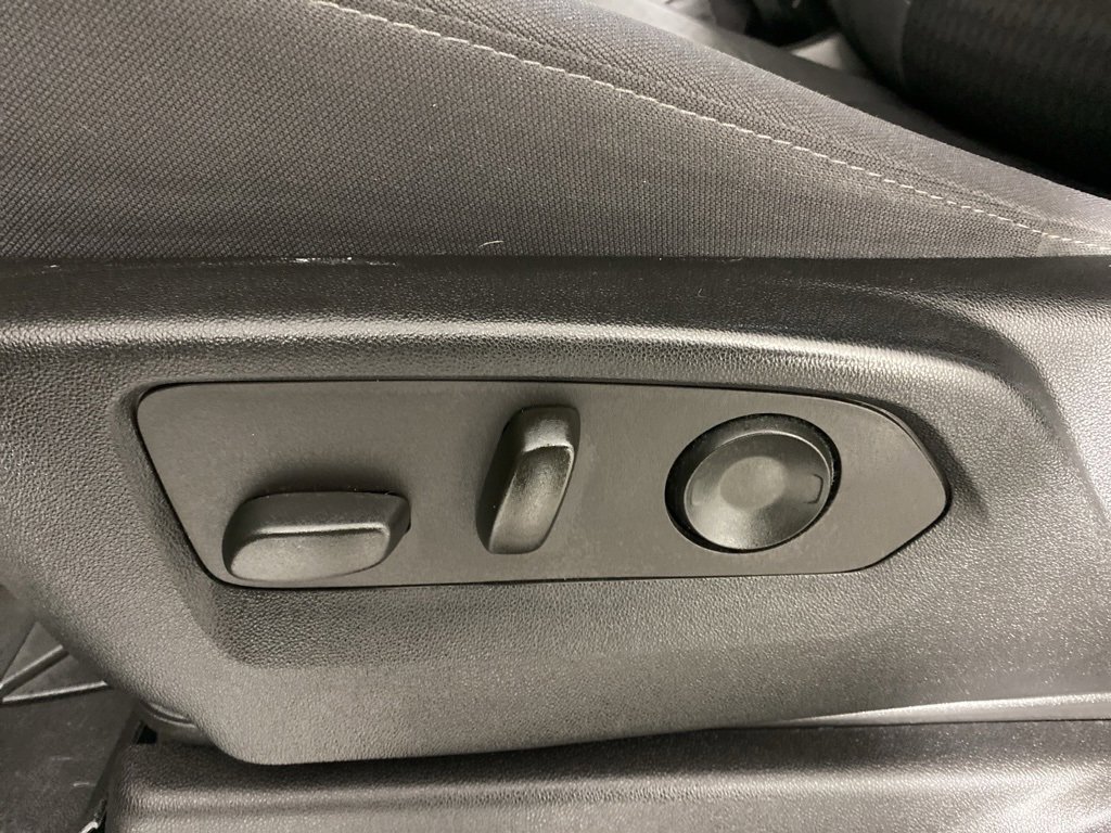 2022 Chevrolet Silverado 1500 RST photo 10