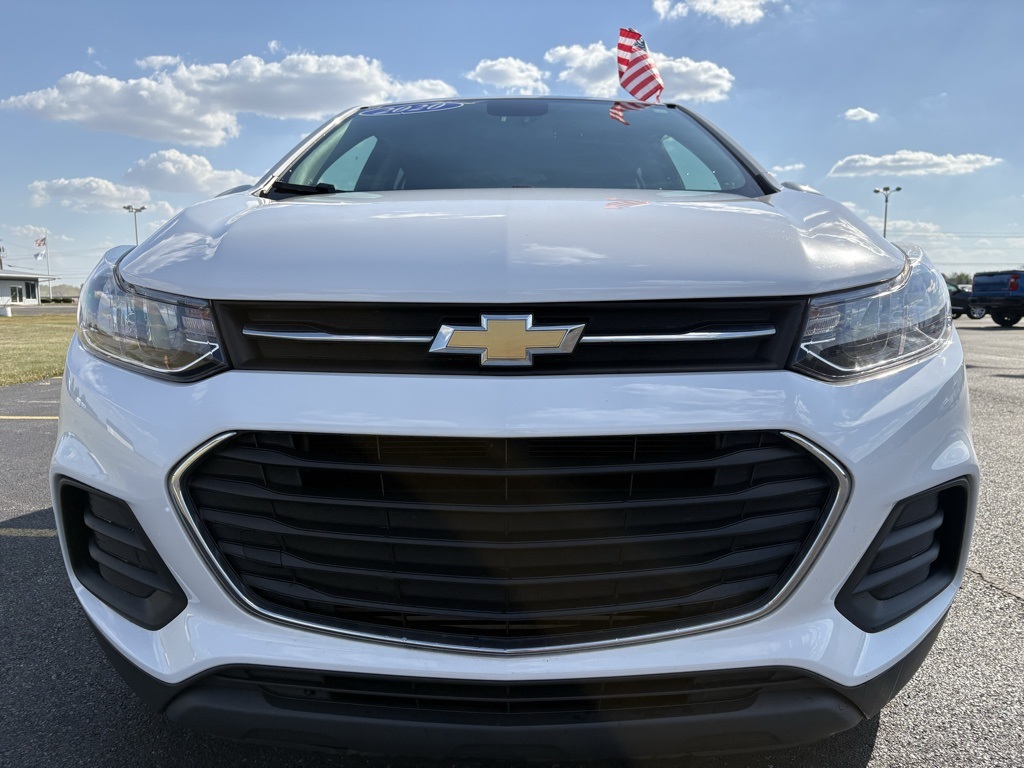 Used 2020 Chevrolet Trax LS with VIN 3GNCJNSB6LL142499 for sale in Whitehouse, OH