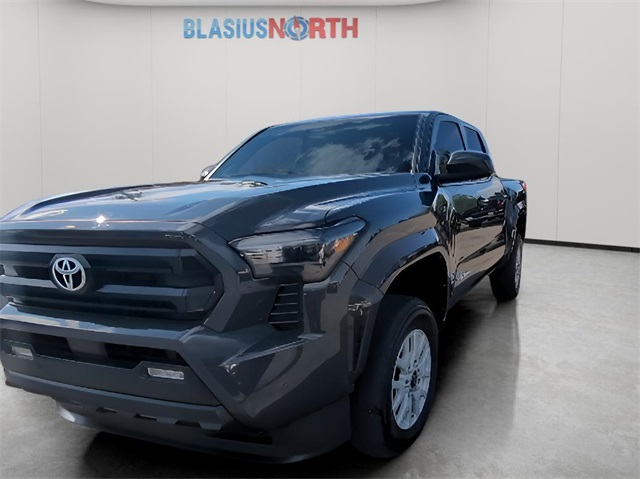2024 Toyota Tacoma SR5 photo 2