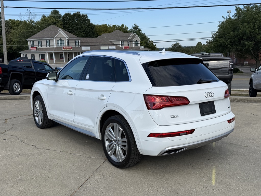 2019 Audi Q5 2.0T Premium Plus photo 6