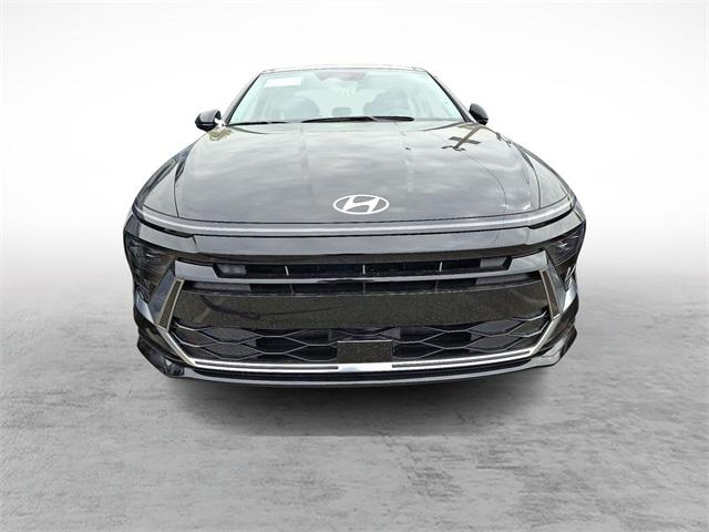 2026 Hyundai Sonata Hybrid SEL photo 2