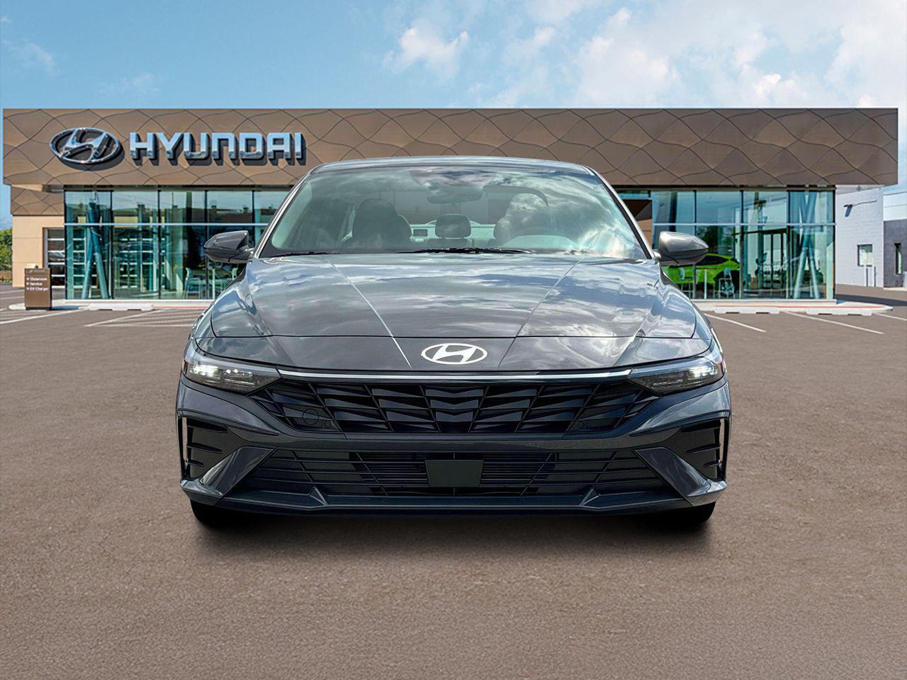 2025 Hyundai Elantra SEL Convenience photo 11