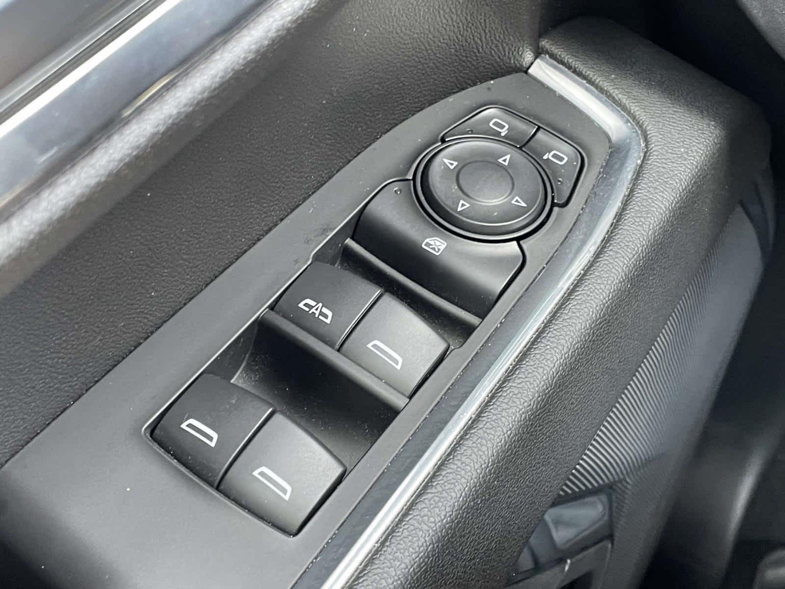 2023 Chevrolet Silverado 1500 LT photo 23