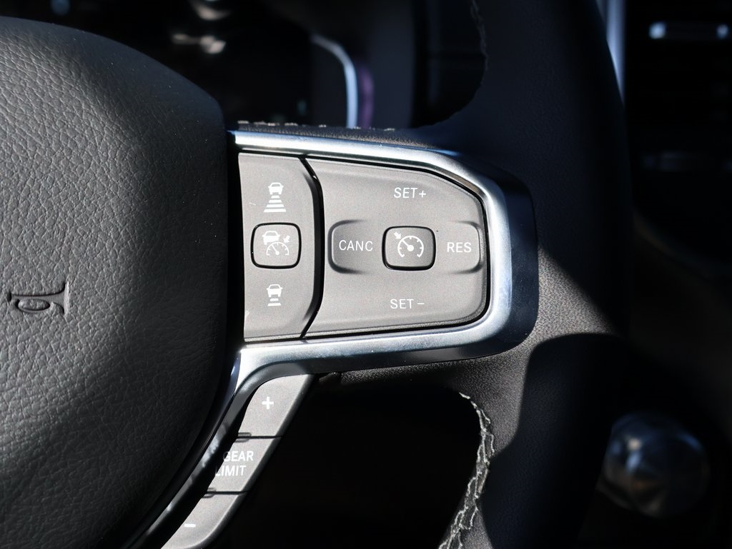 2025 Ram 1500 Laramie photo 24