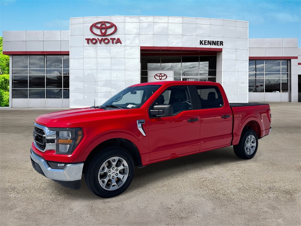 2023 Ford F-150 XLT photo 3