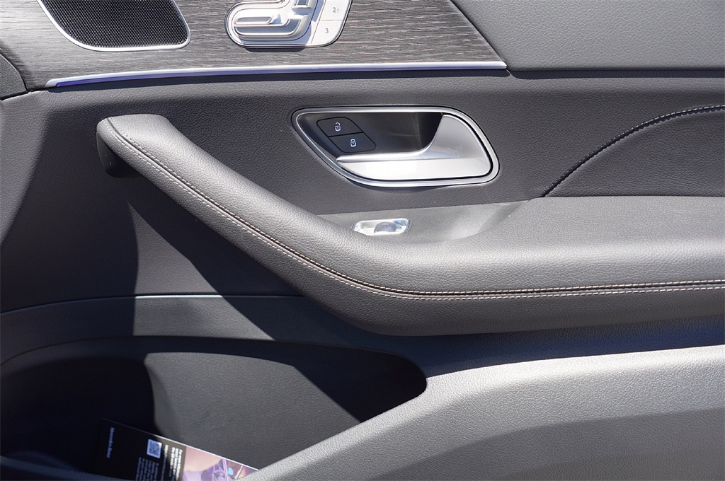 2026 Mercedes Benz GLE 350 photo 10