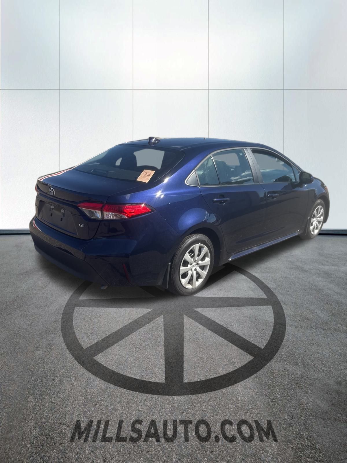 2025 Toyota Corolla LE photo 4