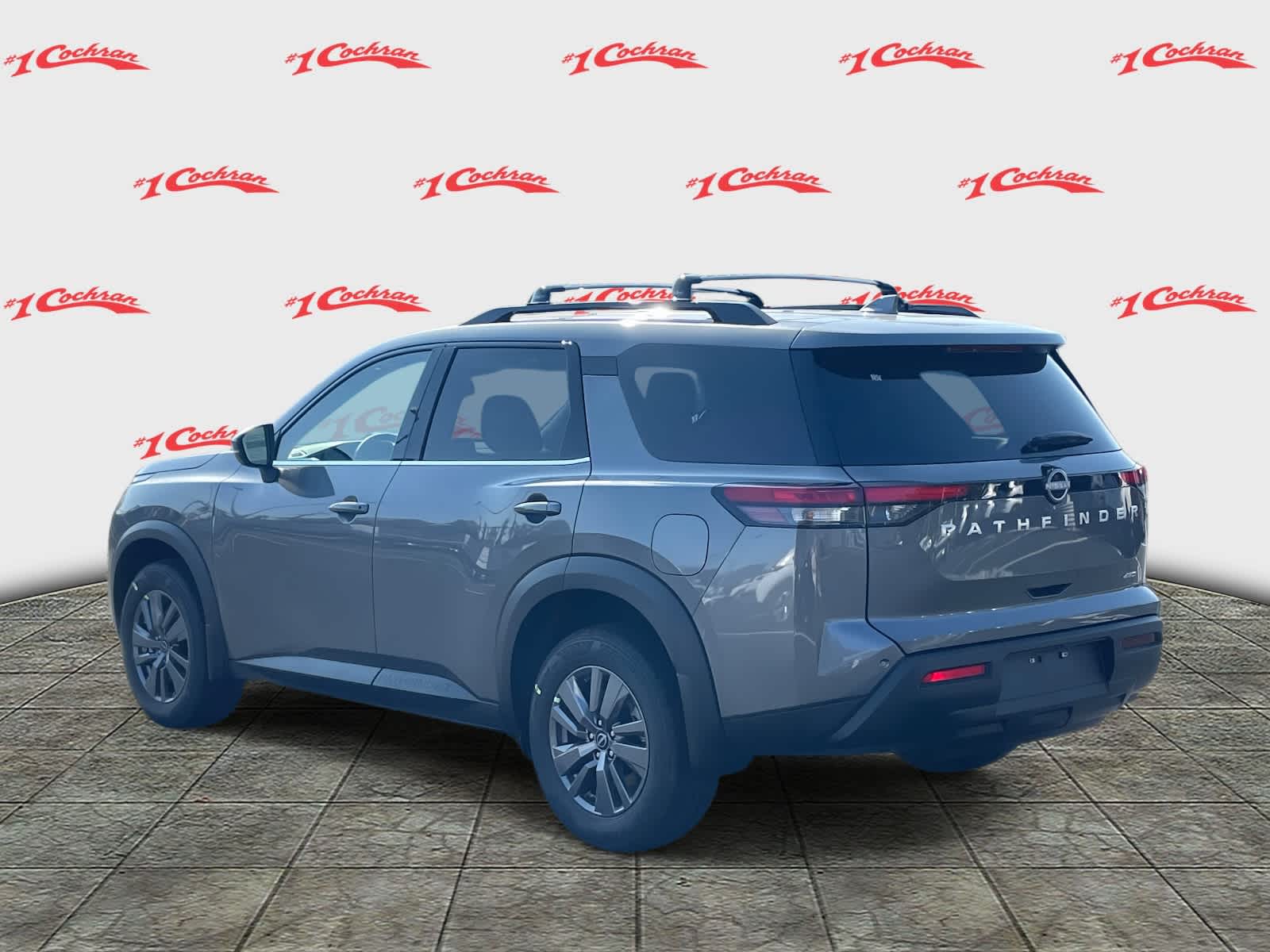 2025 Nissan Pathfinder SV photo 5