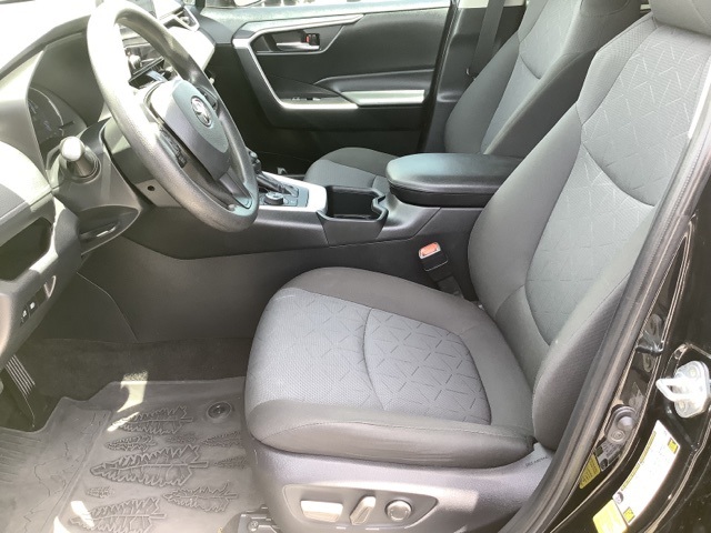 2024 Toyota RAV4 Hybrid photo 3