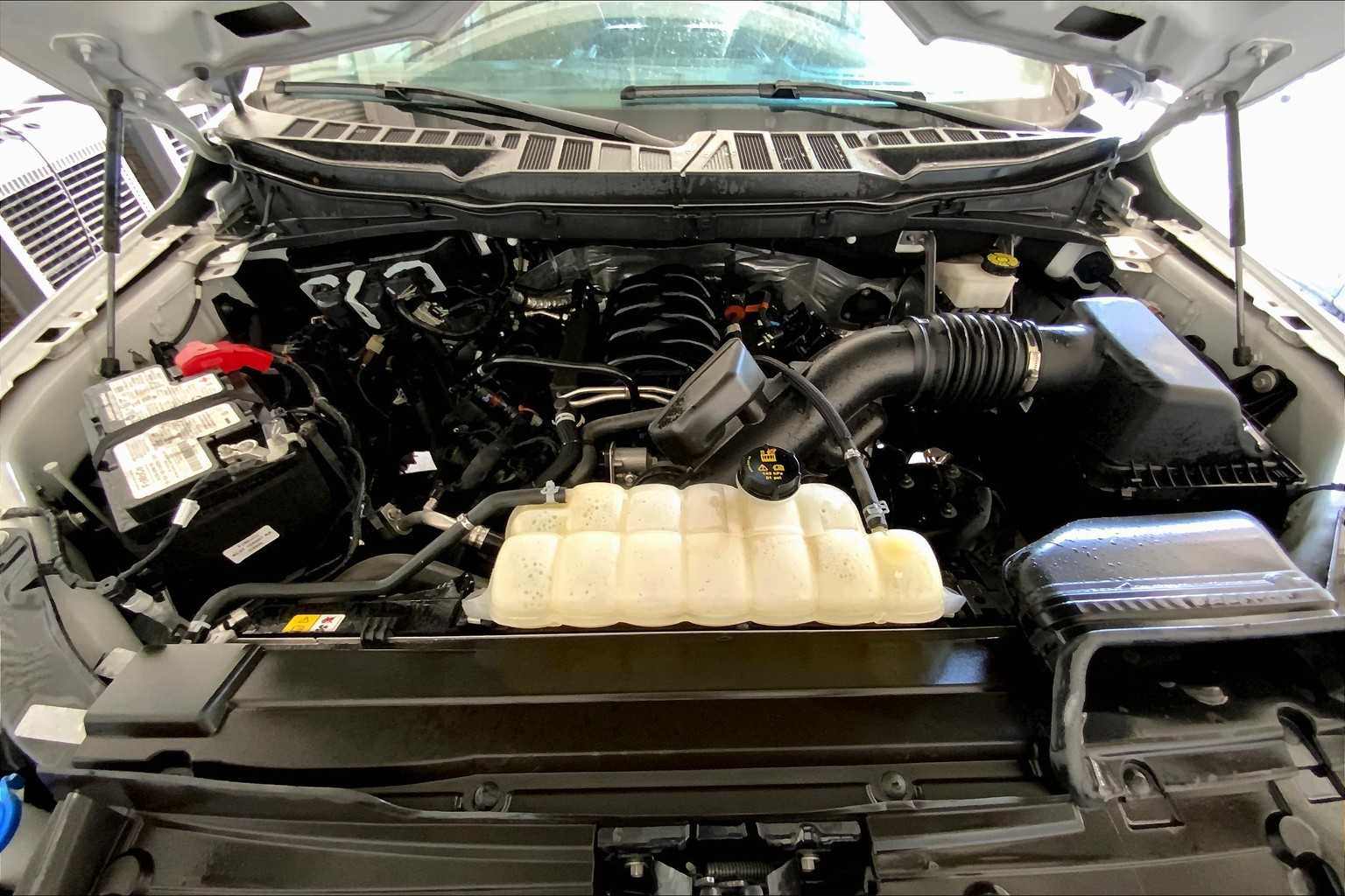 2023 Ford F-150 XLT photo 27