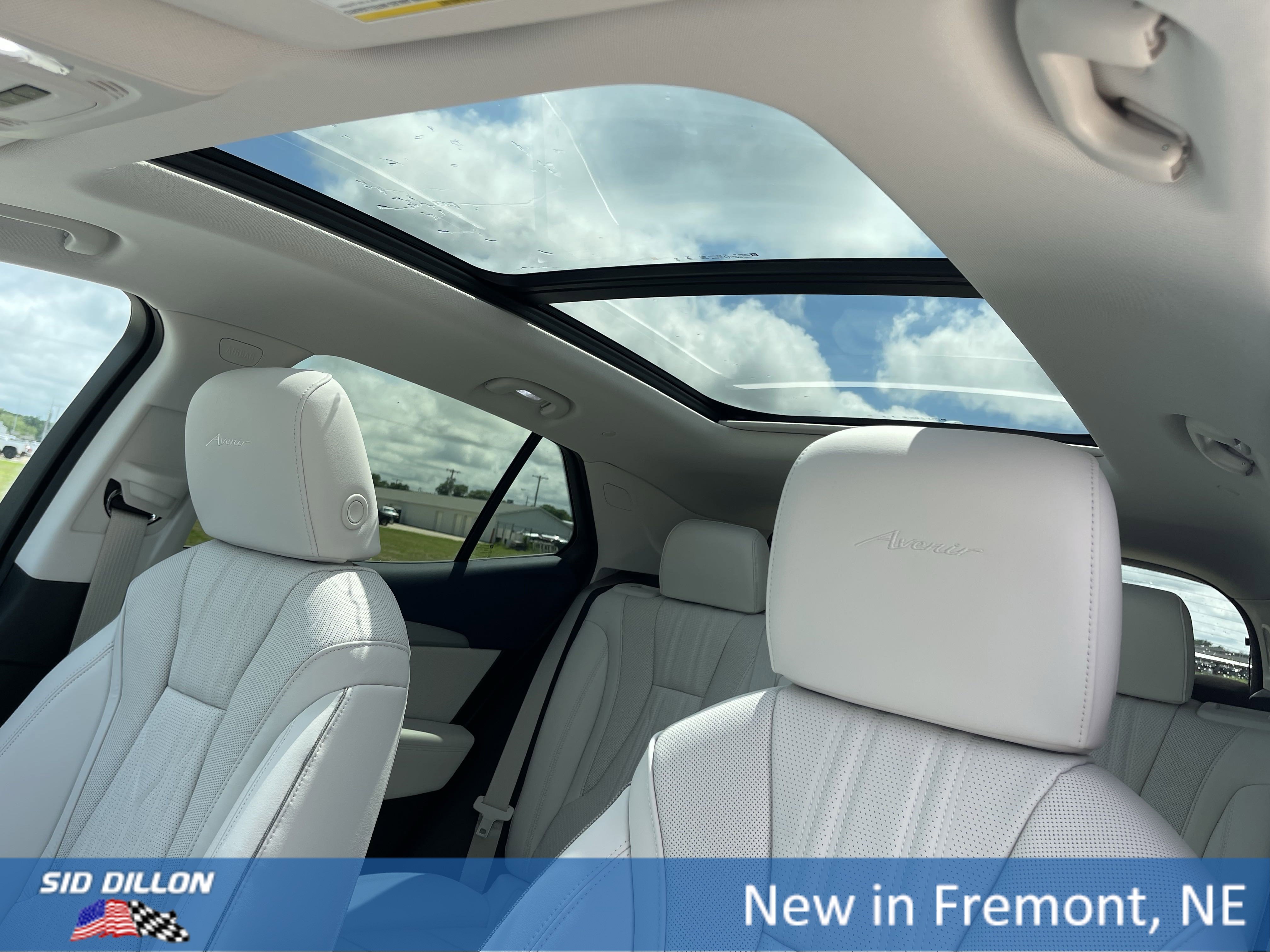 2025 Buick Envision Avenir photo 9
