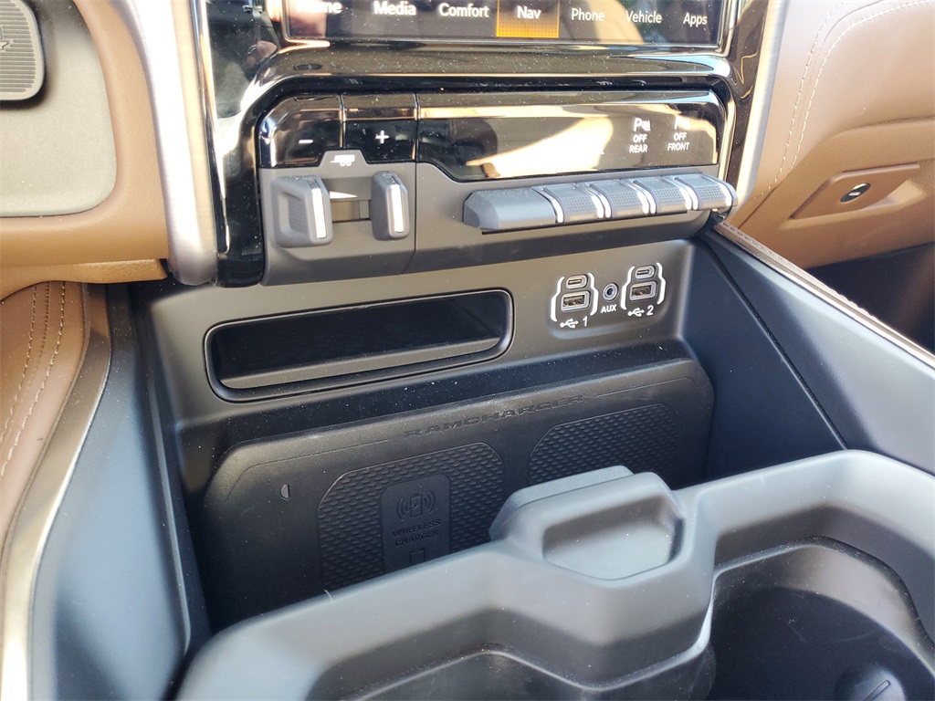 2024 Ram 3500 Laramie Longhorn photo 22