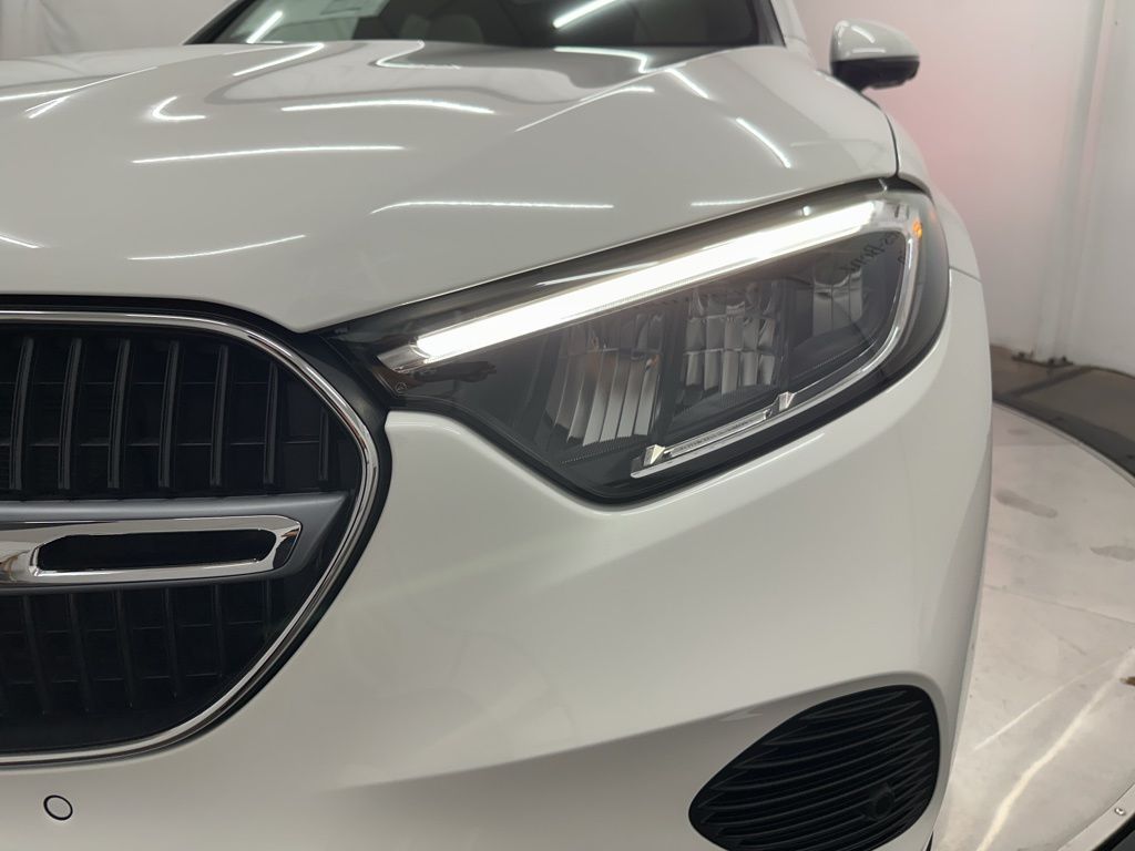2026 Mercedes Benz GLC 300 4MATIC photo 28