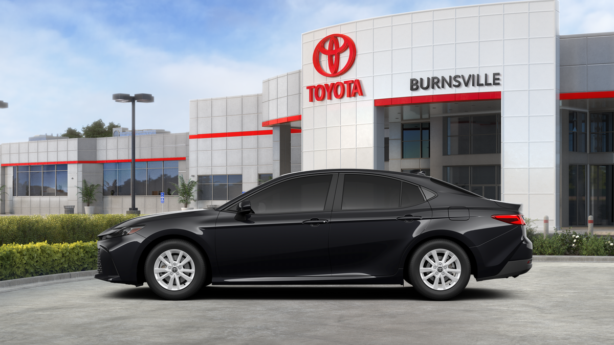 2026 Toyota Camry LE photo 4