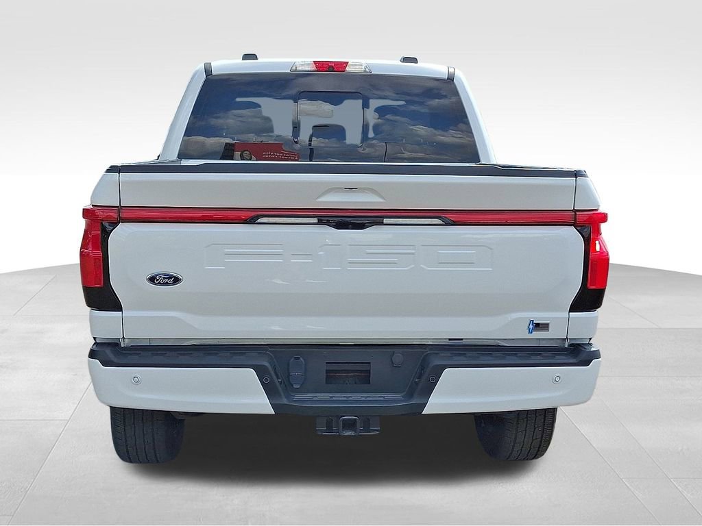 2022 Ford F-150 Lightning Platinum photo 5