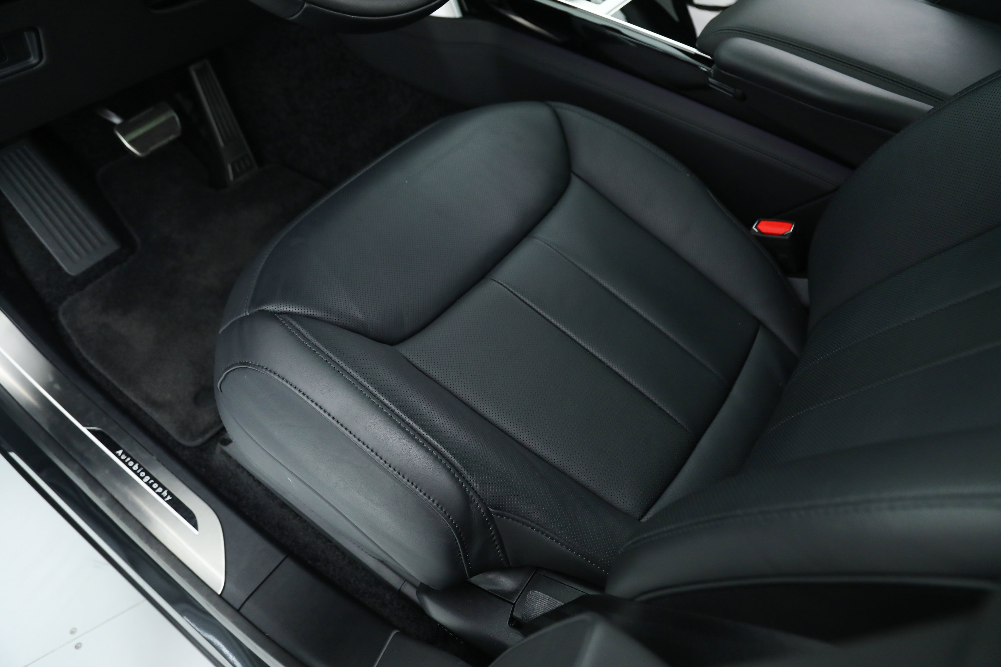 2025 Land Rover Range Rover Autobiography photo 23