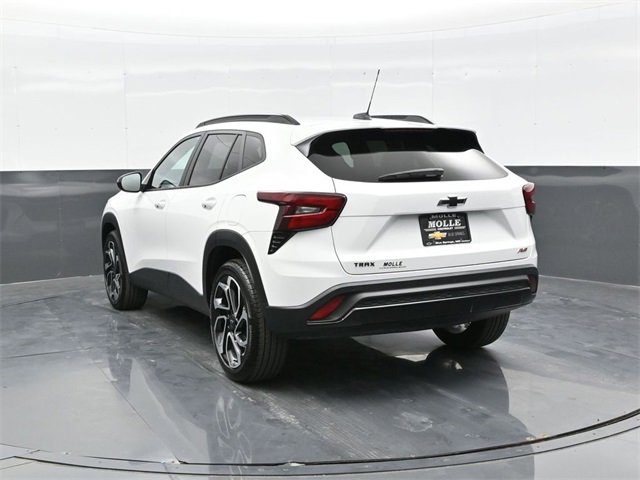 2025 Chevrolet Trax photo 4