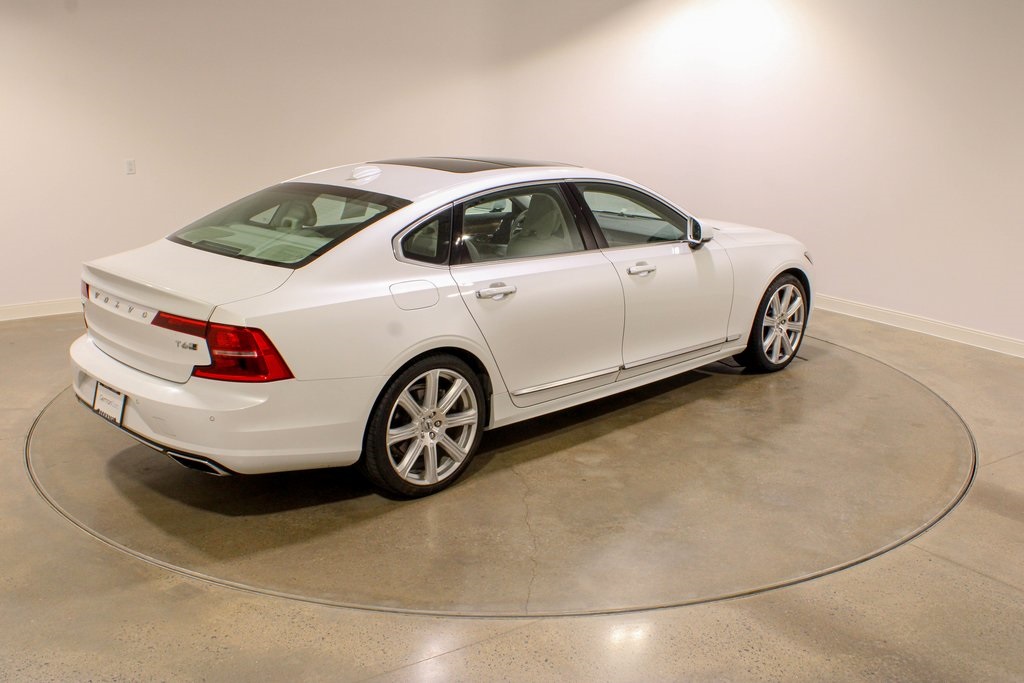 2020 Volvo S90 T6 Inscription photo 6