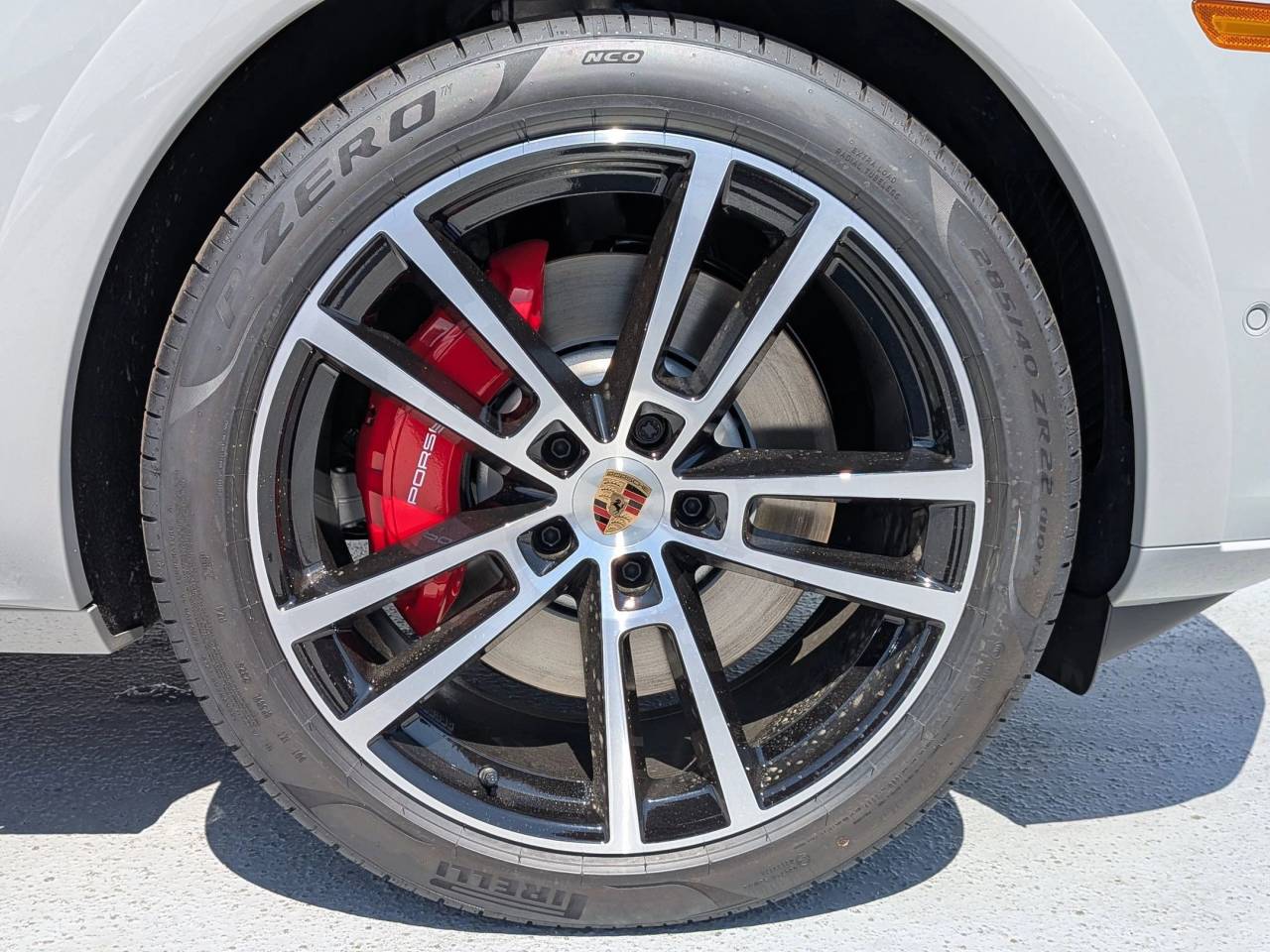 2026 Porsche Cayenne Coupe S photo 27