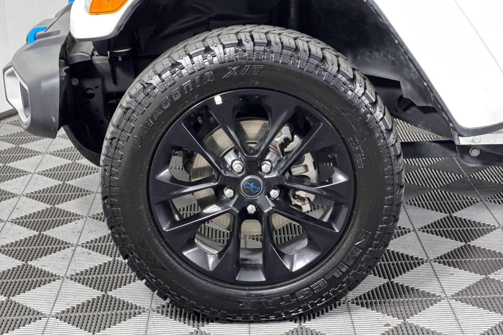 2024 Jeep Wrangler Sahara 4xe photo 25