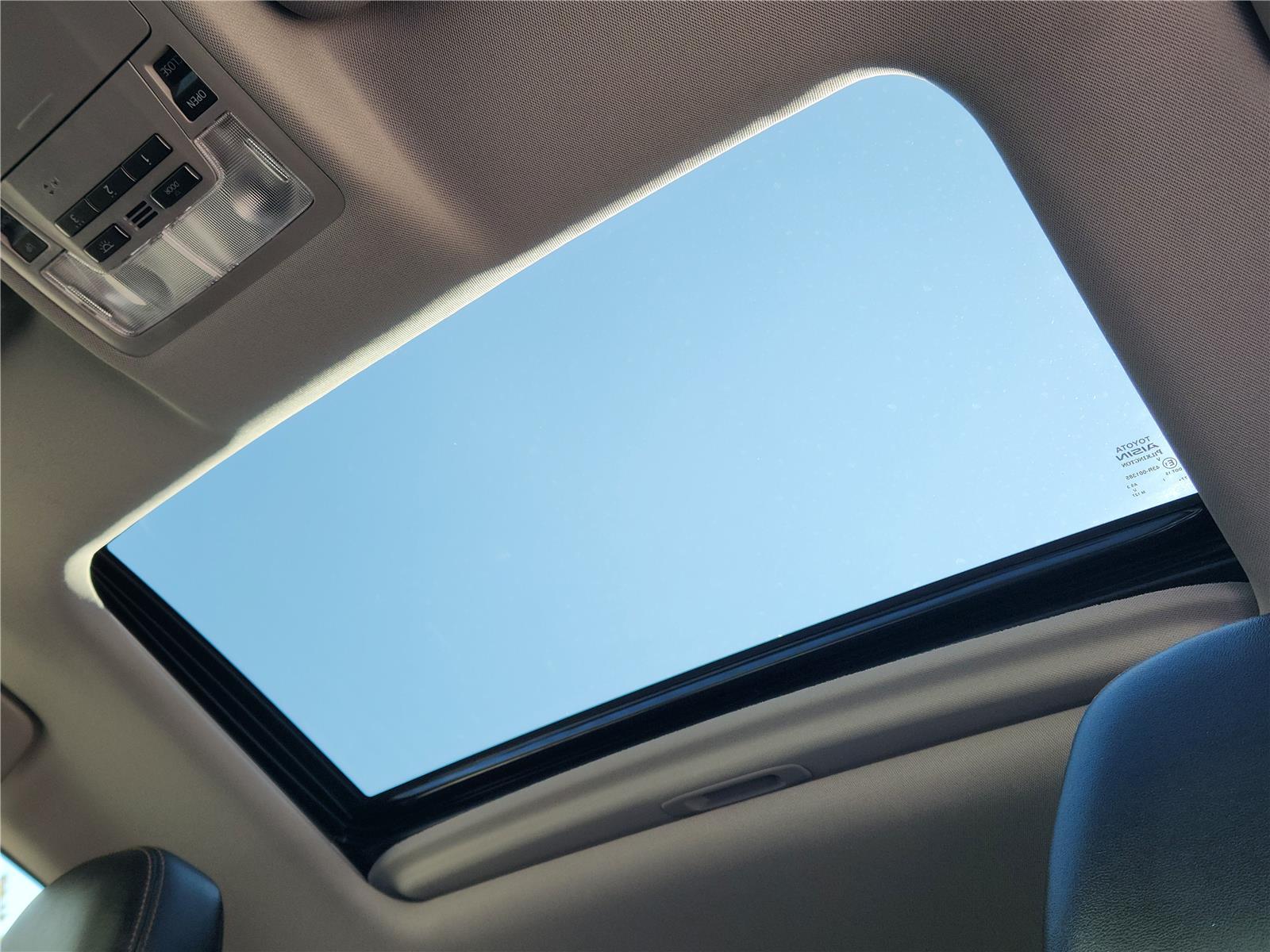 2016 Toyota Highlander Base Hybrid photo 17