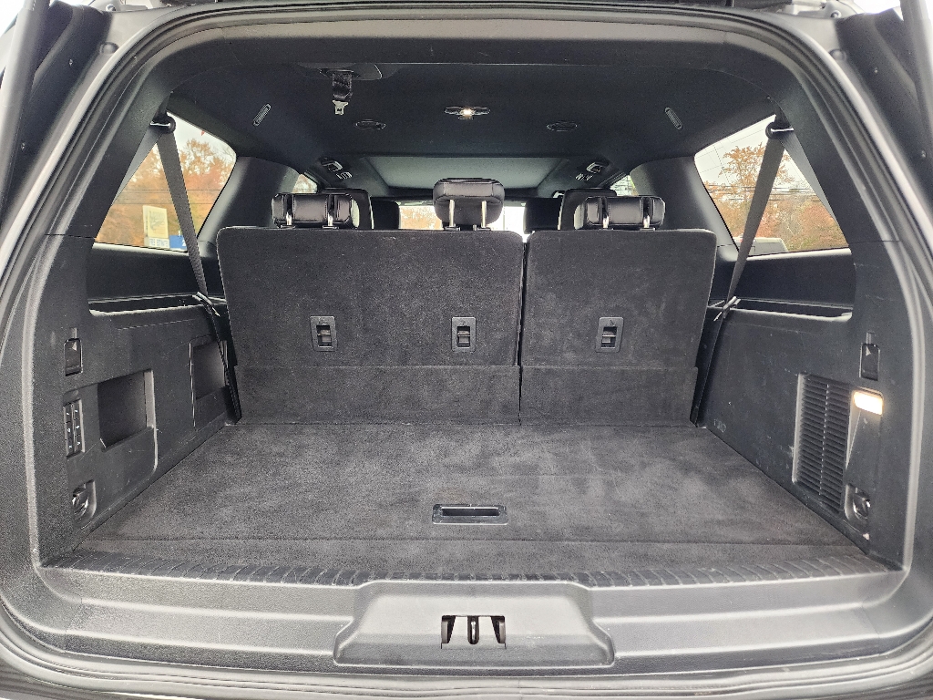 2021 Ford Expedition MAX XLT photo 3